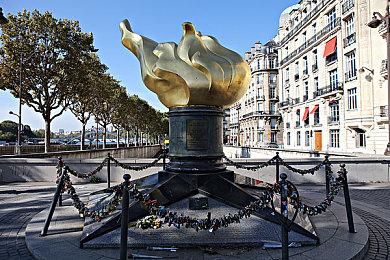 塞尔达传说王国之泪实机演示玩法攻略，王国之泪林克新能力介绍